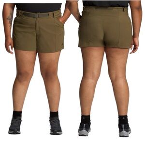 THE NORTH FACE Women's Plus Paramount Short Military Olive NWT 26W